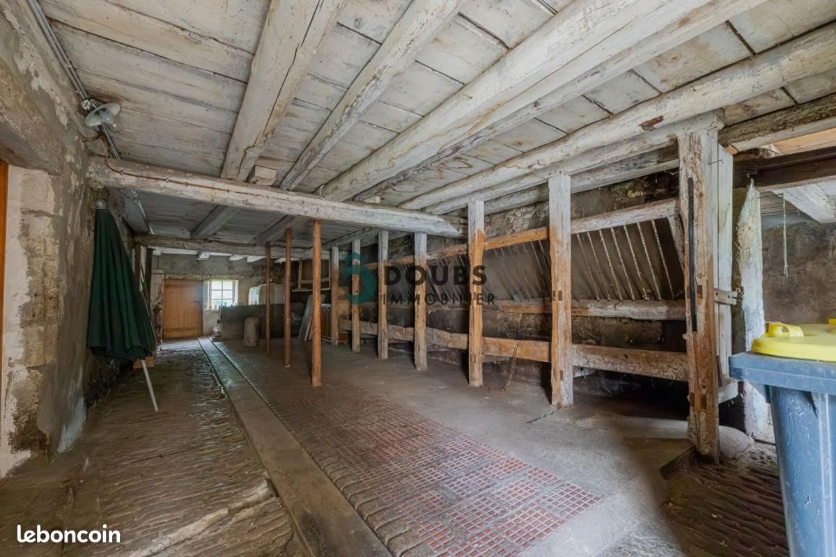 Appartement à vendre, 129m², Orchamps-Vennes