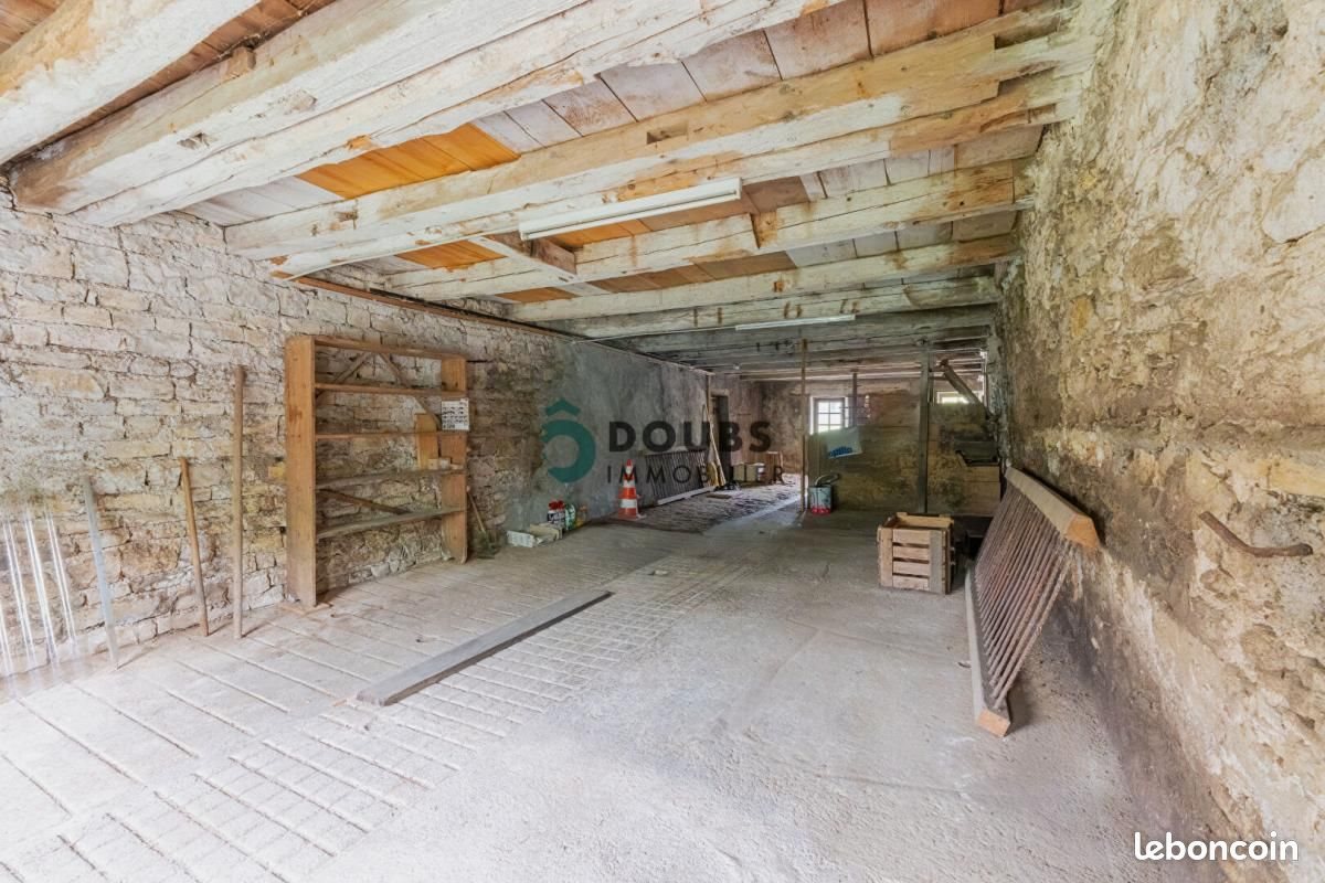 Appartement à vendre, 129m², Orchamps-Vennes