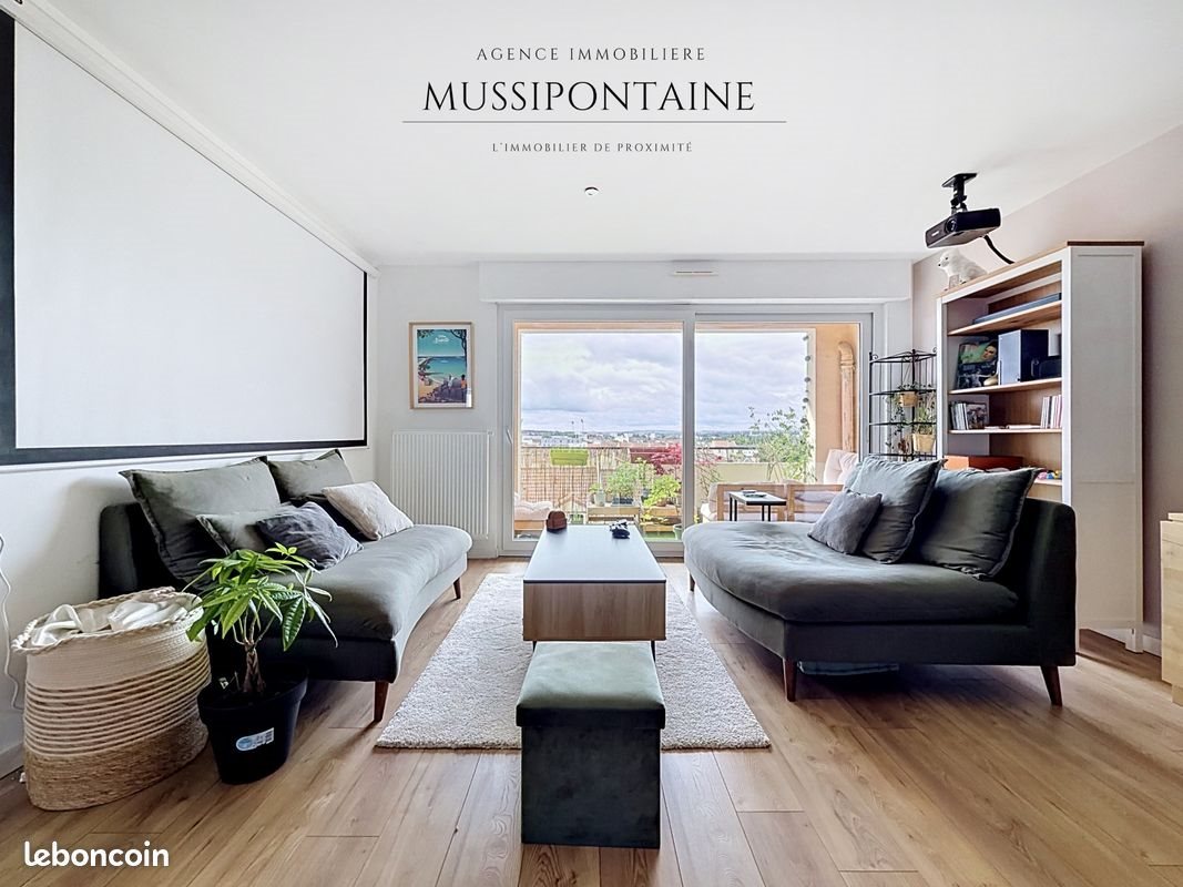 Appartement à louer, 70m², Saint-Max