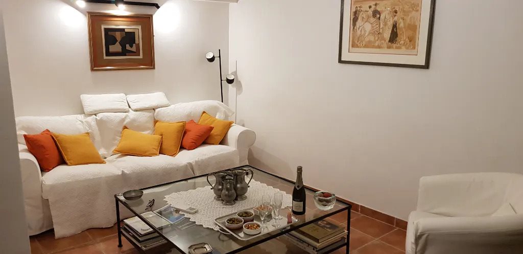 Appartement à louer, 91m², La Roquebrussanne