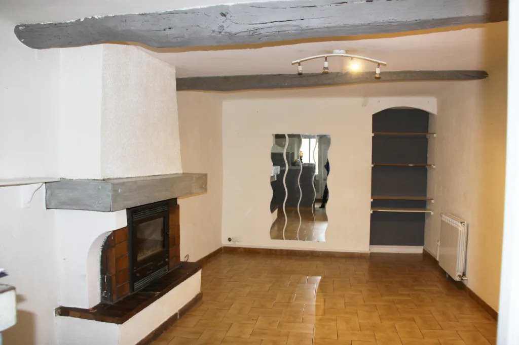 Appartement à louer, 73m², La Roquebrussanne