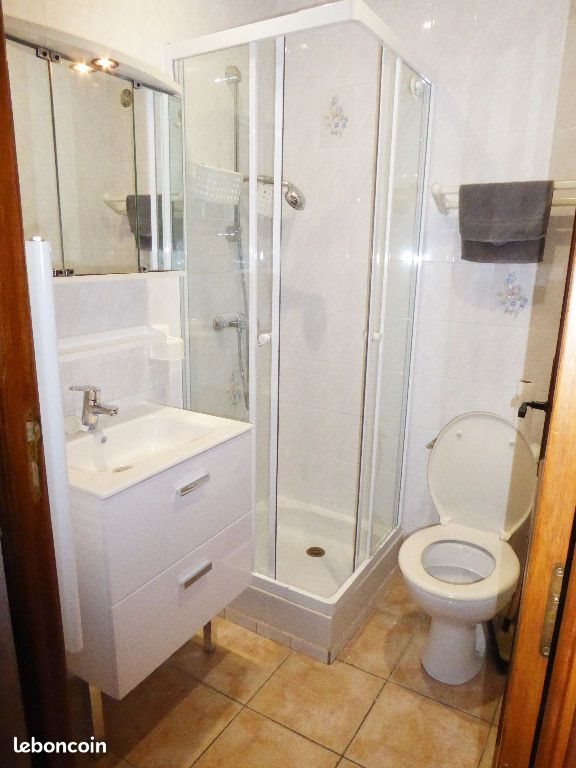 Appartement à louer, 40m², Belgentier