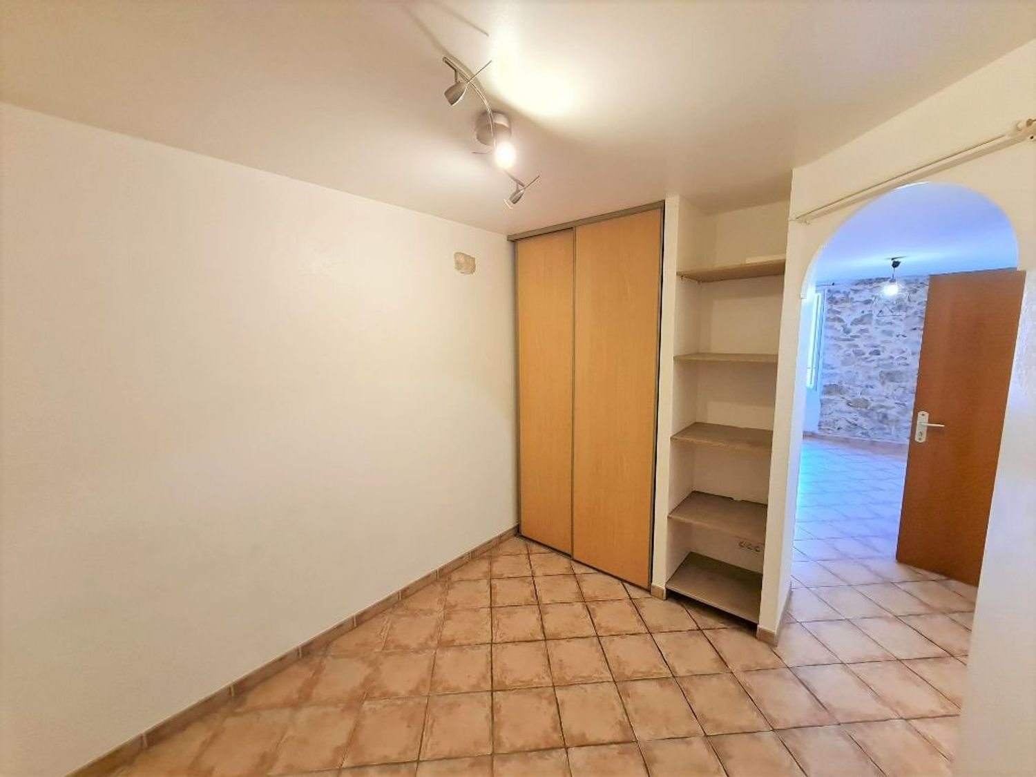 Appartement à louer, 33m², Forcalqueiret