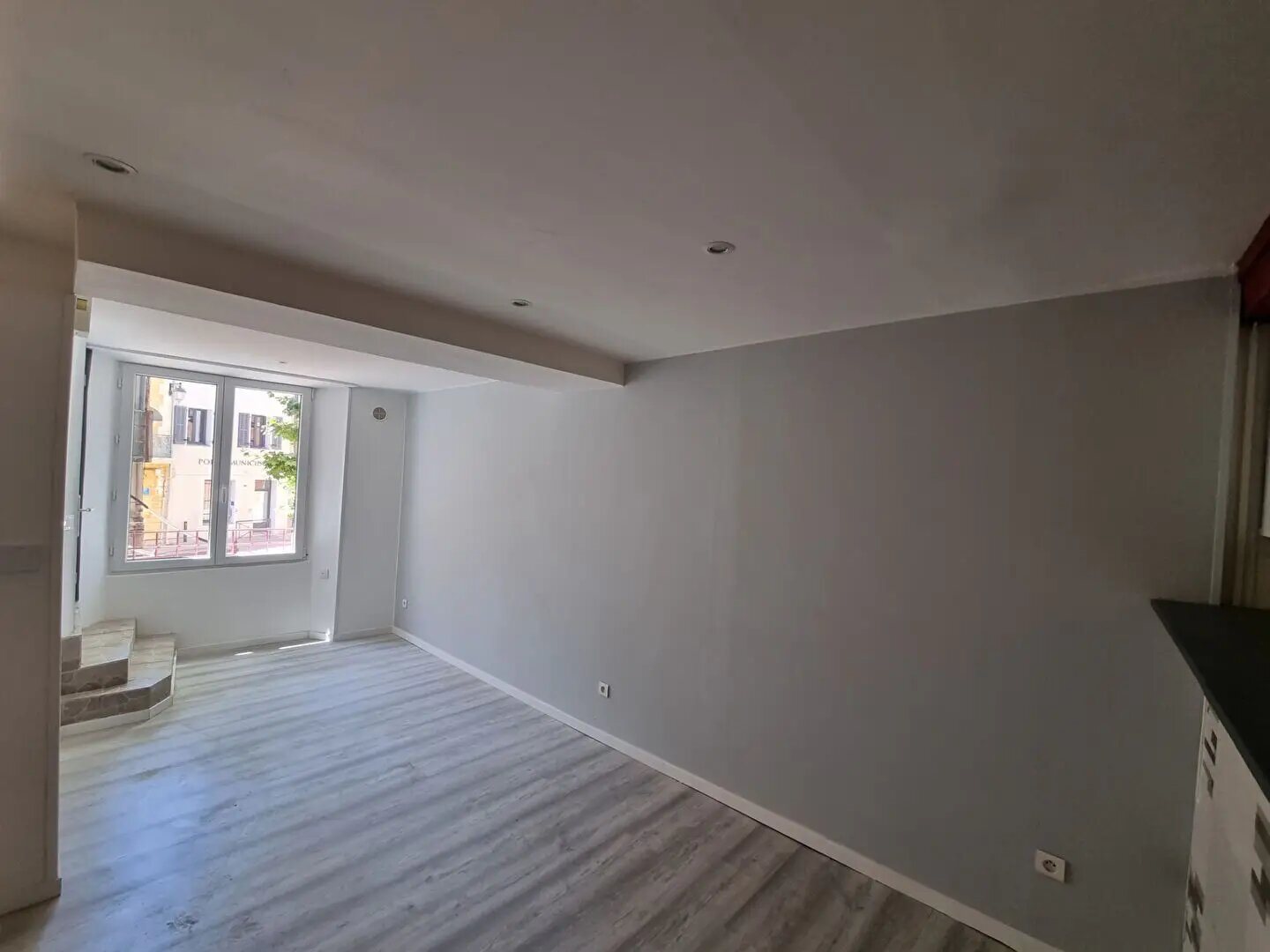 Maison à vendre, 74m², La Roquebrussanne