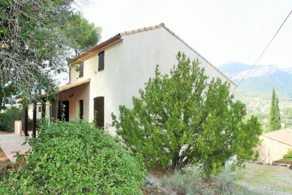 Maison à louer, 111m², Toulon
