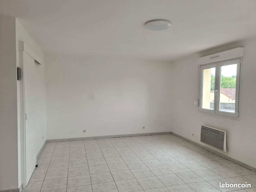 Appartement à louer, 37m², Théding