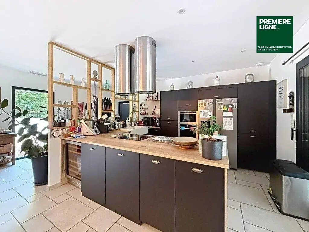 Maison à vendre, 218m², Thouron