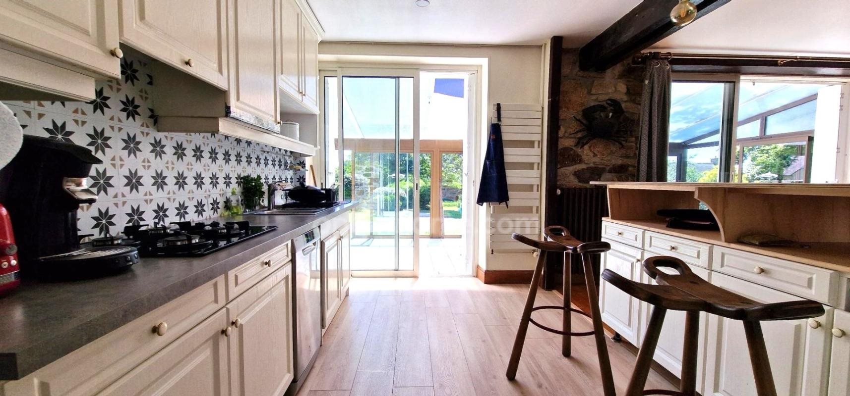 Maison à vendre, 210m², Poullan-sur-Mer