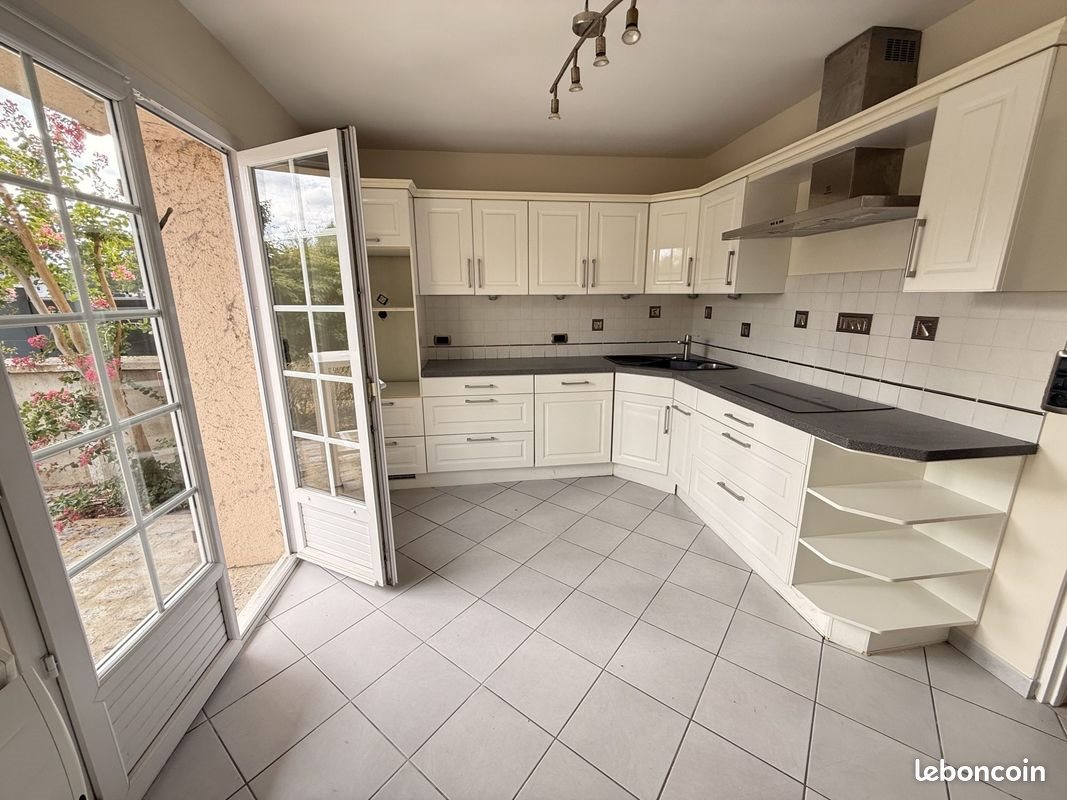 Maison à louer, 92m², Changé