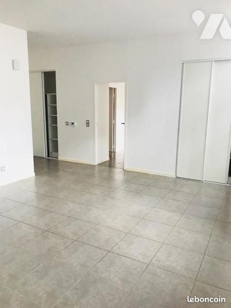 Appartement à vendre, 70m², Rochefort