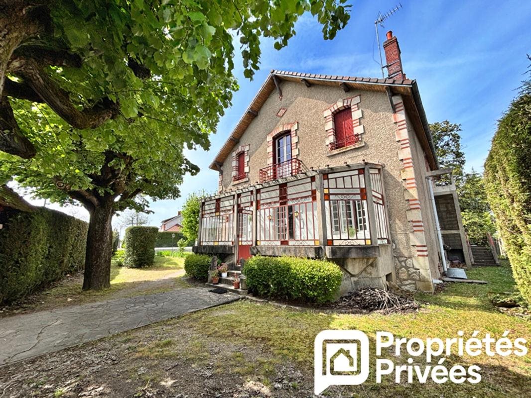 Maison à vendre, 185m², Mehun-sur-Yèvre