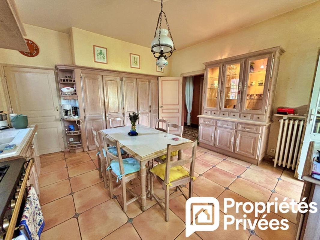 Maison à vendre, 185m², Mehun-sur-Yèvre