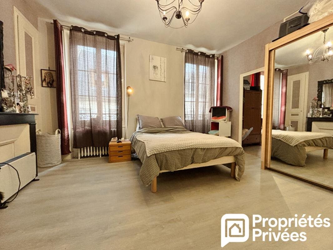 Maison à vendre, 106m², Mehun-sur-Yèvre