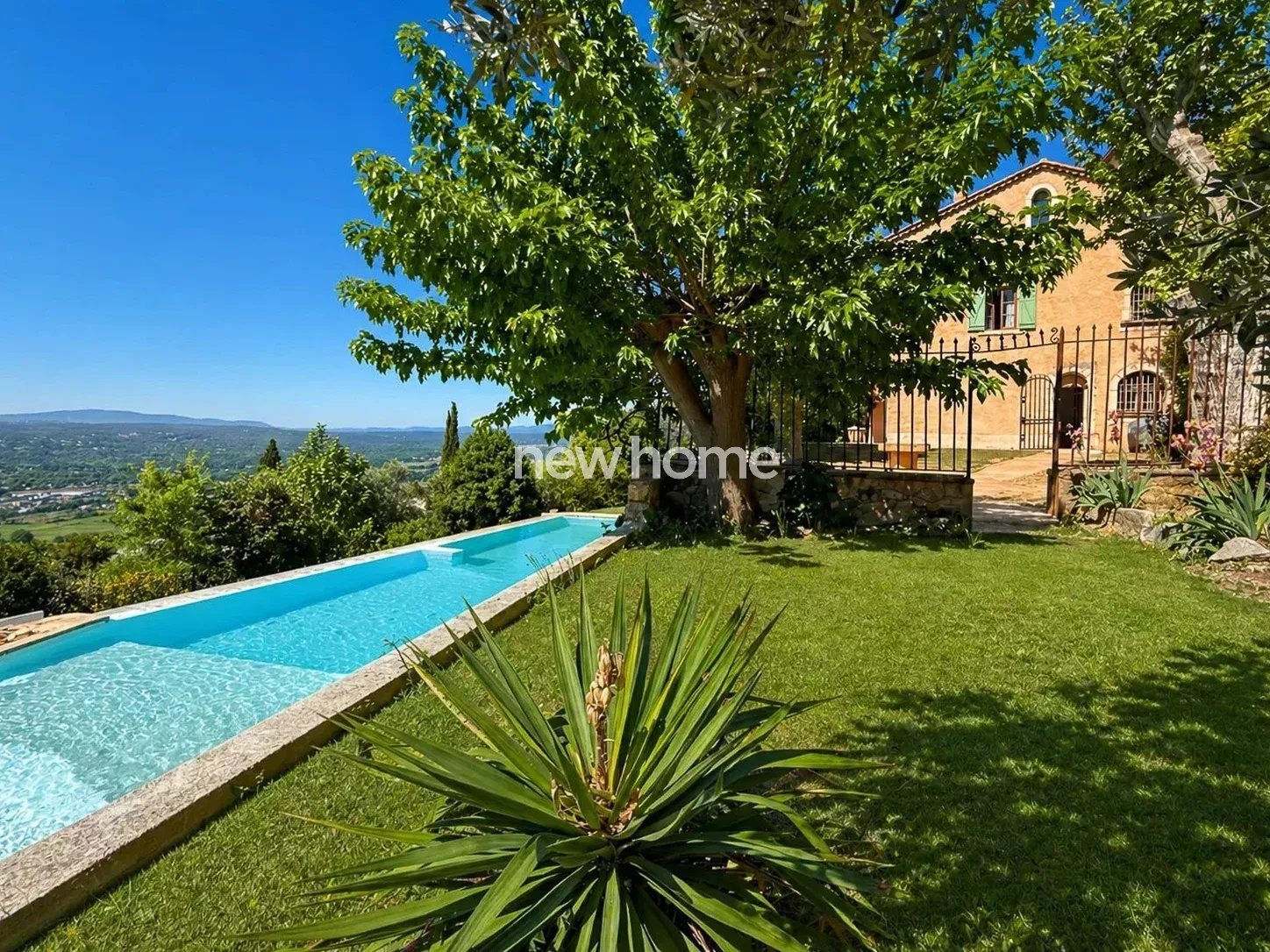 Maison à vendre, 300m², Montauroux