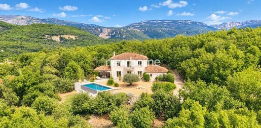 Maison 5 pièces 150 m² · à Fayence · 150 m² · 850 000 €