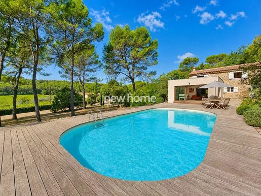 Maison 6 pièces 163 m² · à Lorgues · 163 m² · 795 000 €