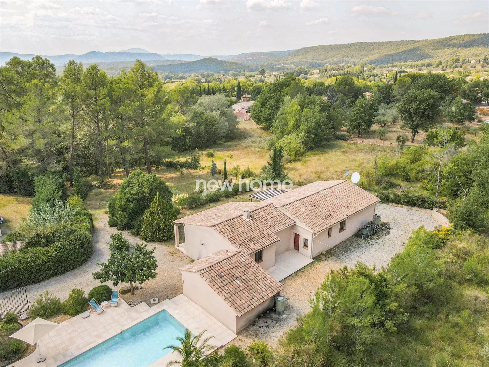Maison à vendre, 130m², Villecroze