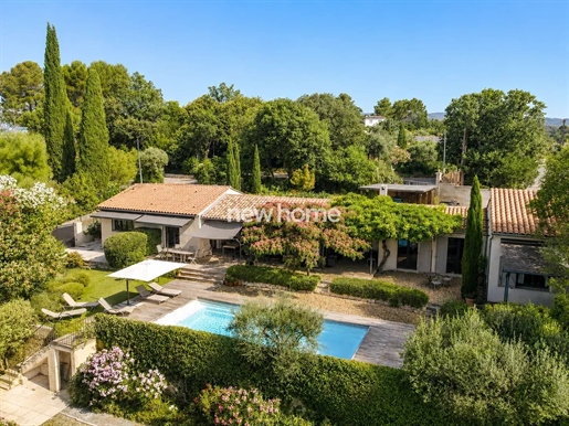 Maison 6 pièces 206 m² · à Flayosc · 206 m² · 890 000 €