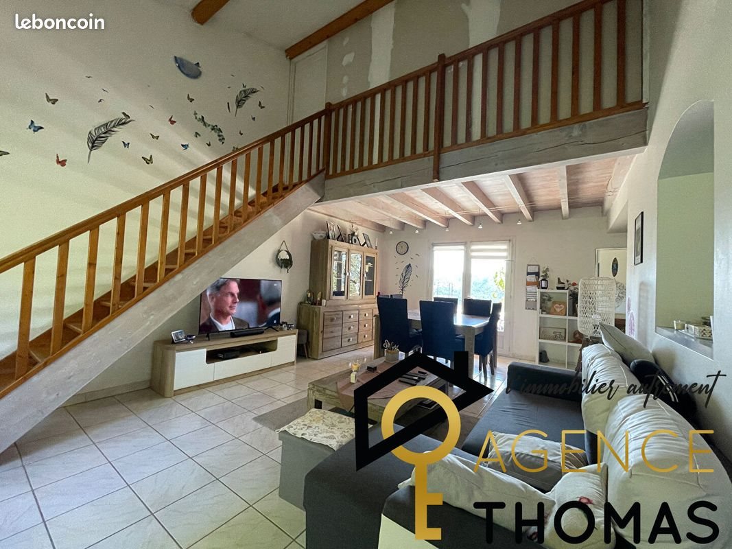 Maison à vendre, 102m², Vesseaux