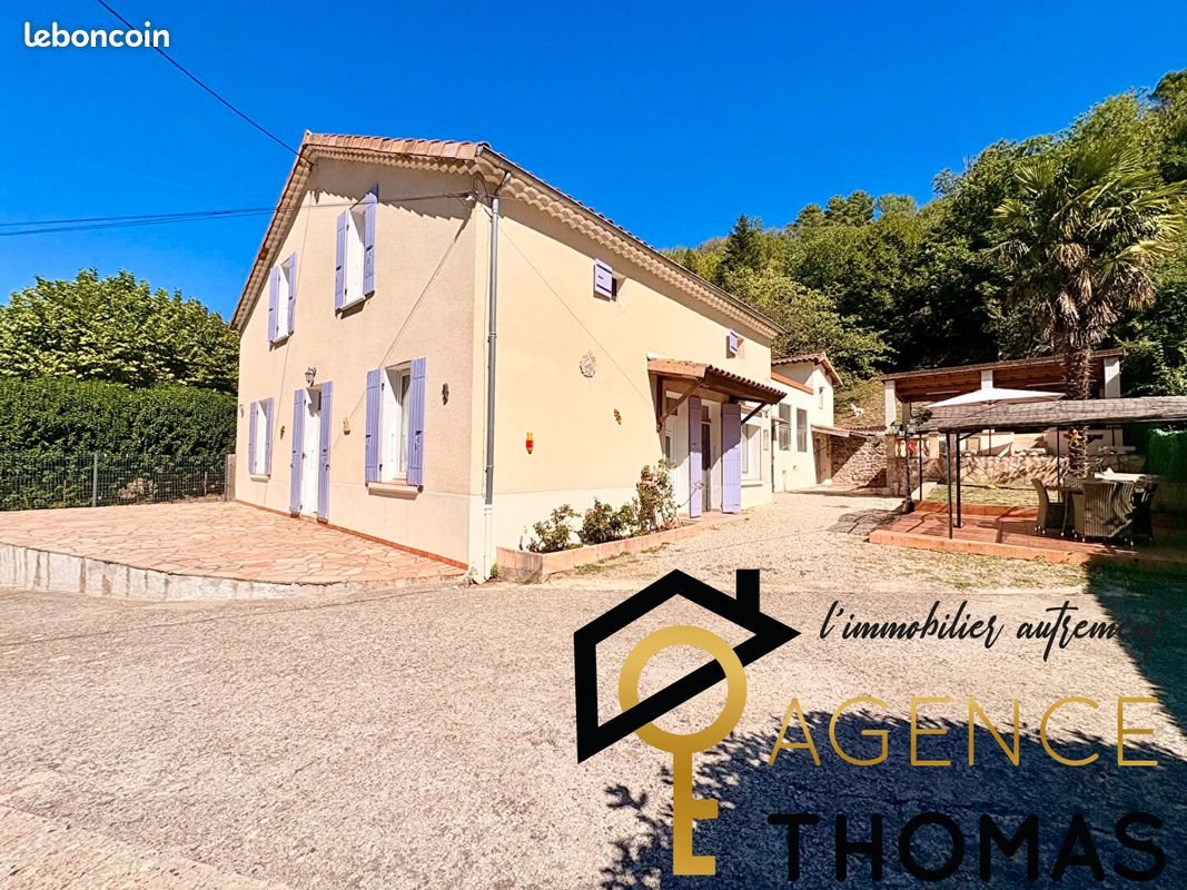 Maison à vendre, 197m², Vals-les-Bains