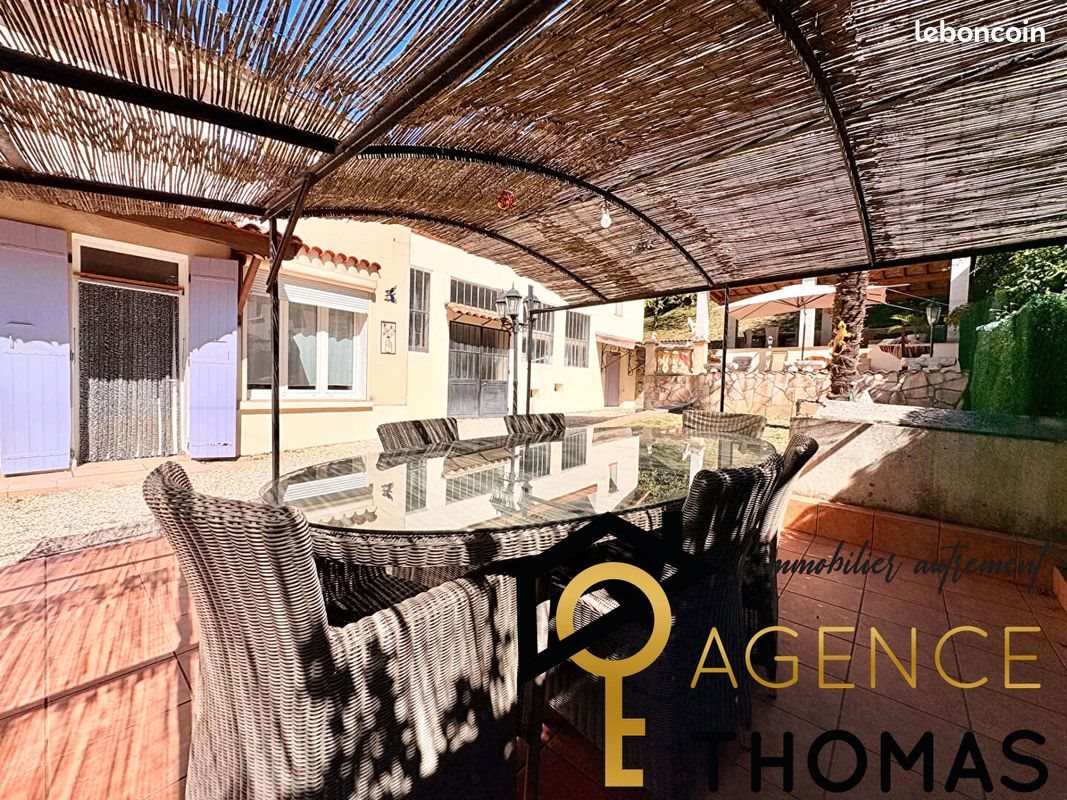 Maison à vendre, 197m², Vals-les-Bains