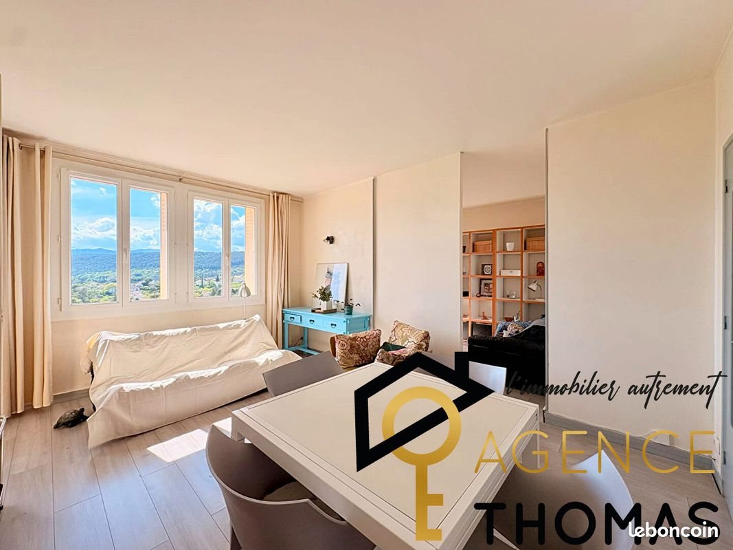 Appartement à vendre, 75m², Aubenas