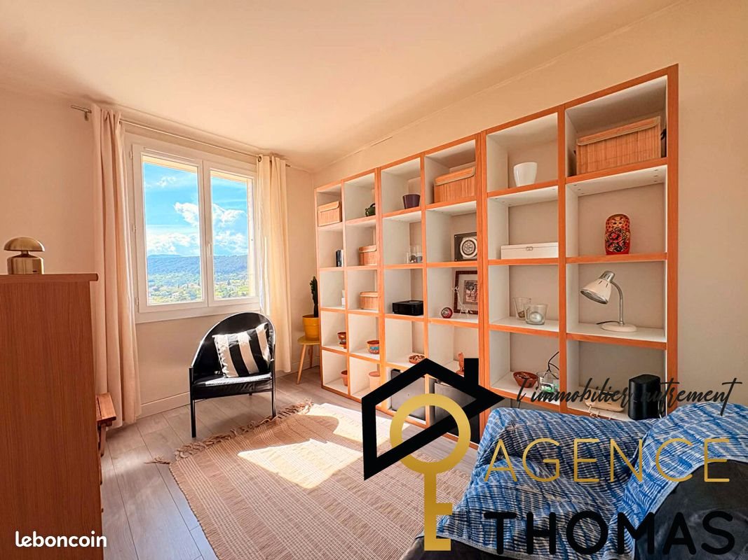 Appartement à vendre, 75m², Aubenas