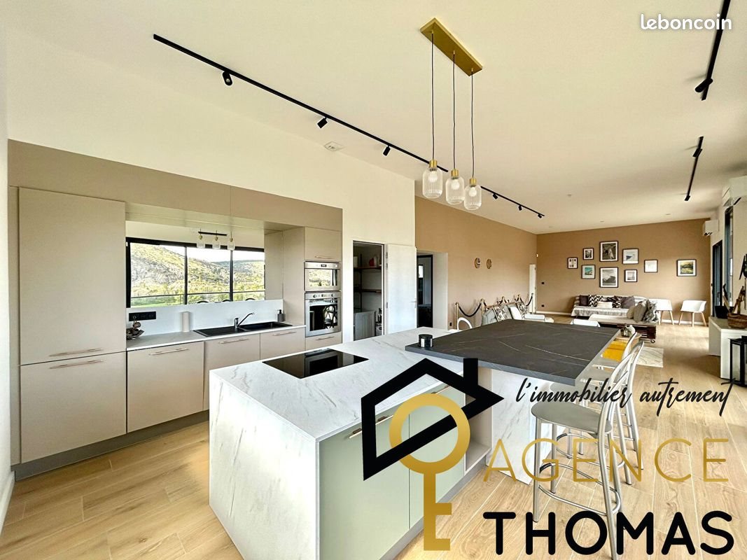 Maison à louer, 125m², Lachapelle-sous-Aubenas