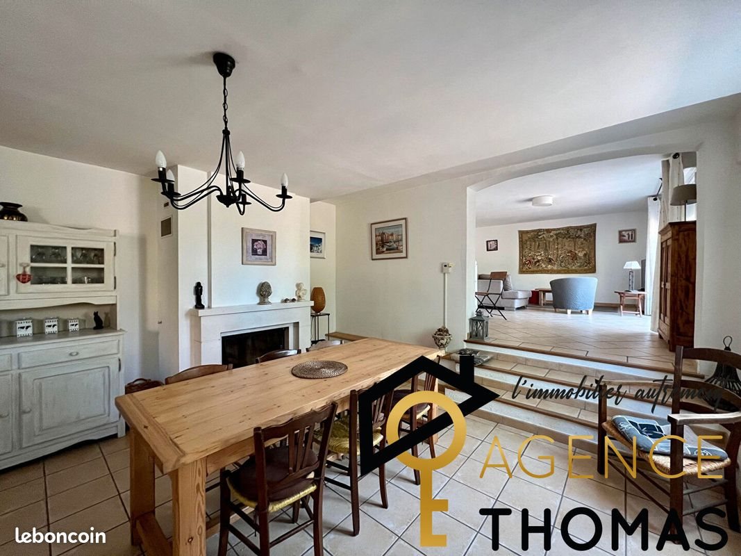 Maison à vendre, 114m², Vesseaux
