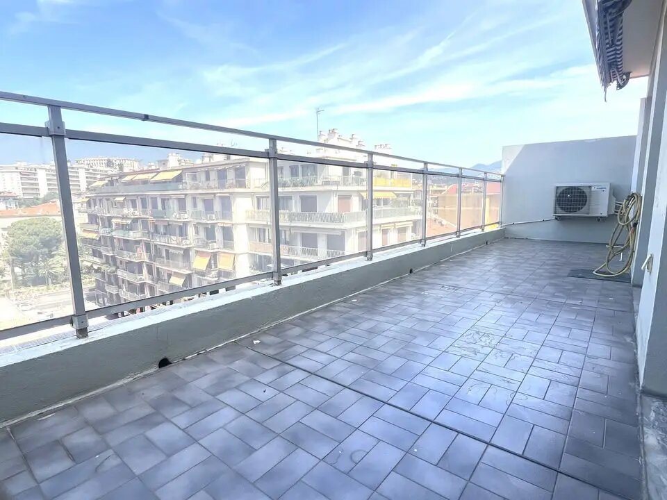 Appartement à louer, 53m², Nice