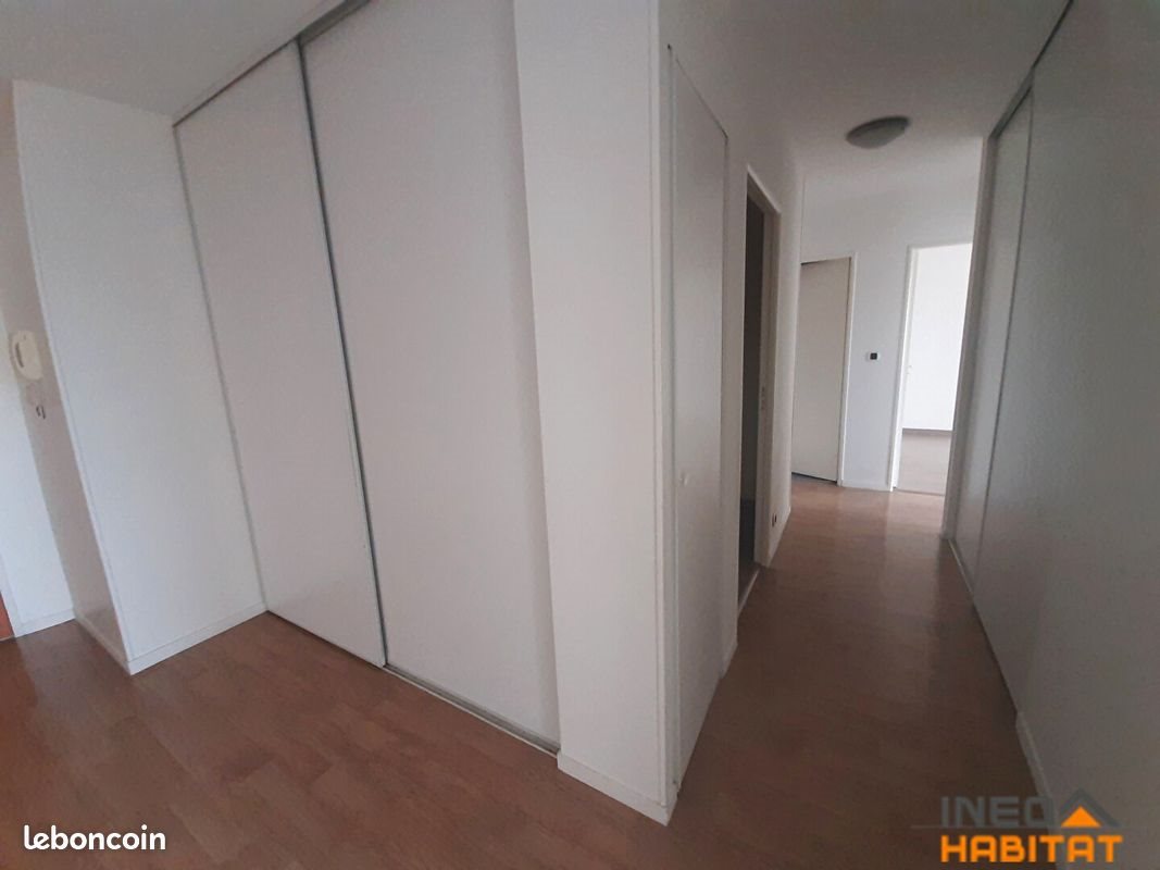 Appartement à louer, 83m², Saint-Grégoire
