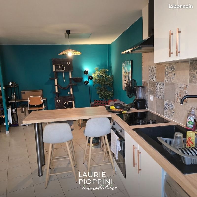 Appartement à vendre, 170m², Aubagne