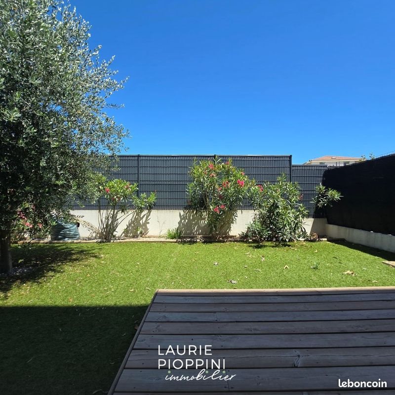 Appartement à vendre, 61m², Cuges-les-Pins