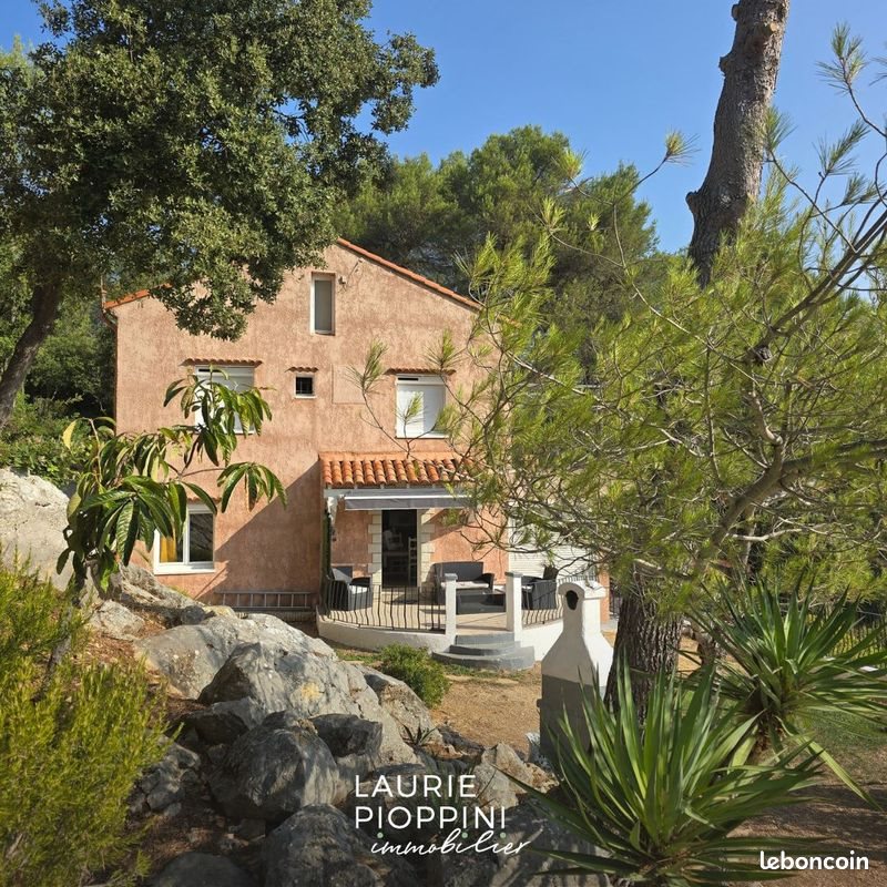 Maison à vendre, 197m², Peypin