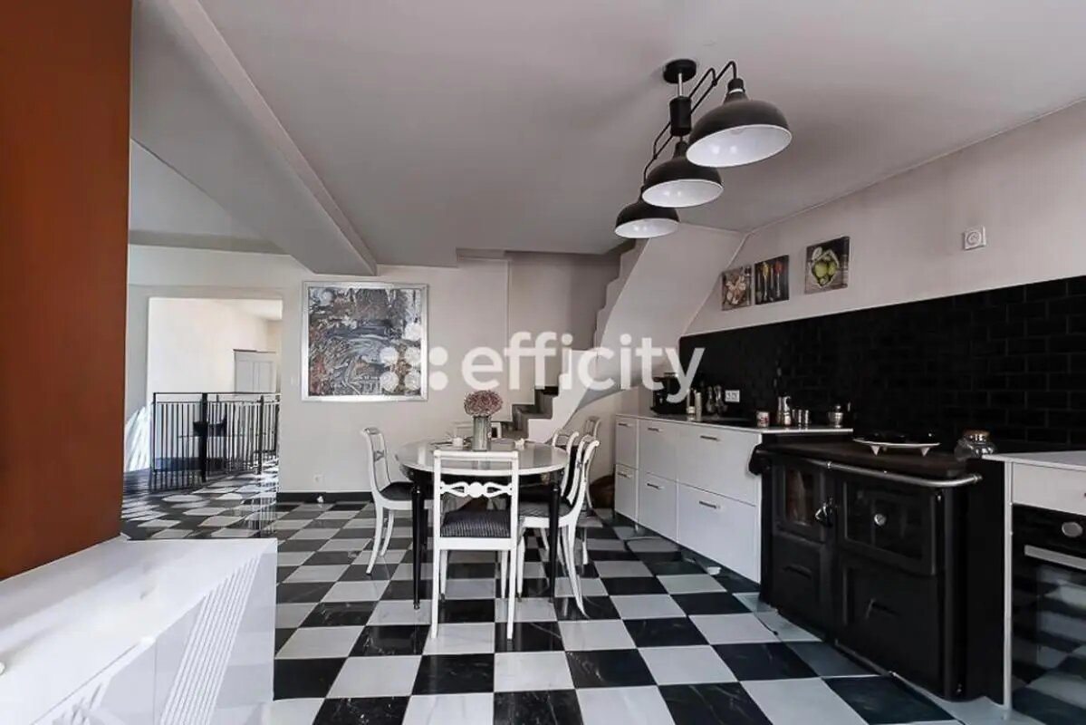 Maison à vendre, 181m², Bussières