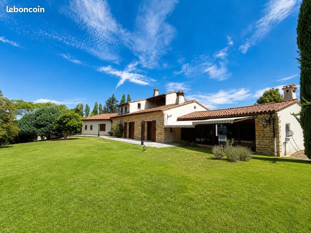 Maison à vendre, 295m², Saint-Victor
