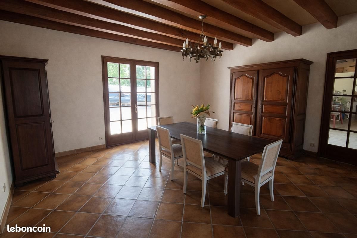 Maison à vendre, 295m², Saint-Victor