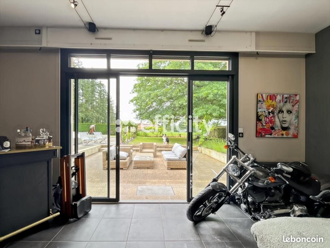 Maison à vendre, 205m², Puy-Guillaume