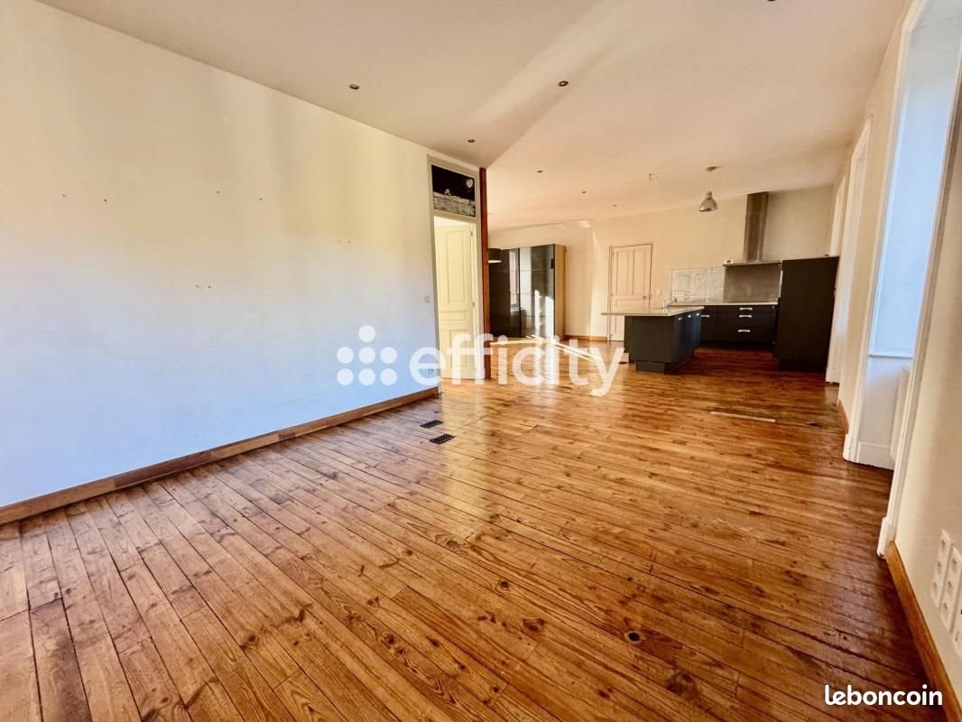 Maison à vendre, 240m², Thiers