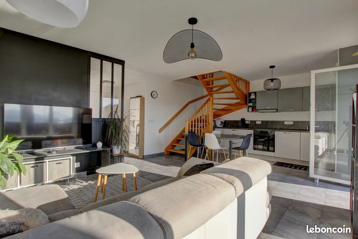 Maison à vendre, 82m², Rumilly