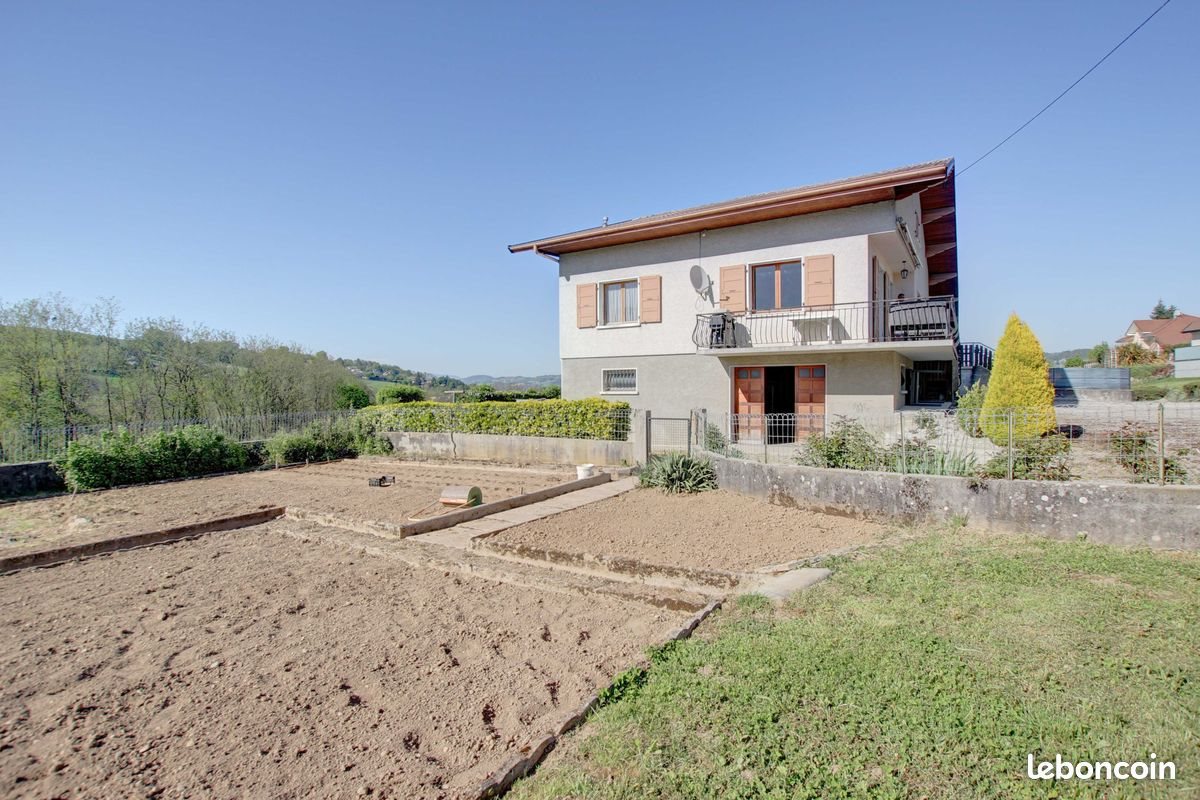 Maison à vendre, 131m², Rumilly
