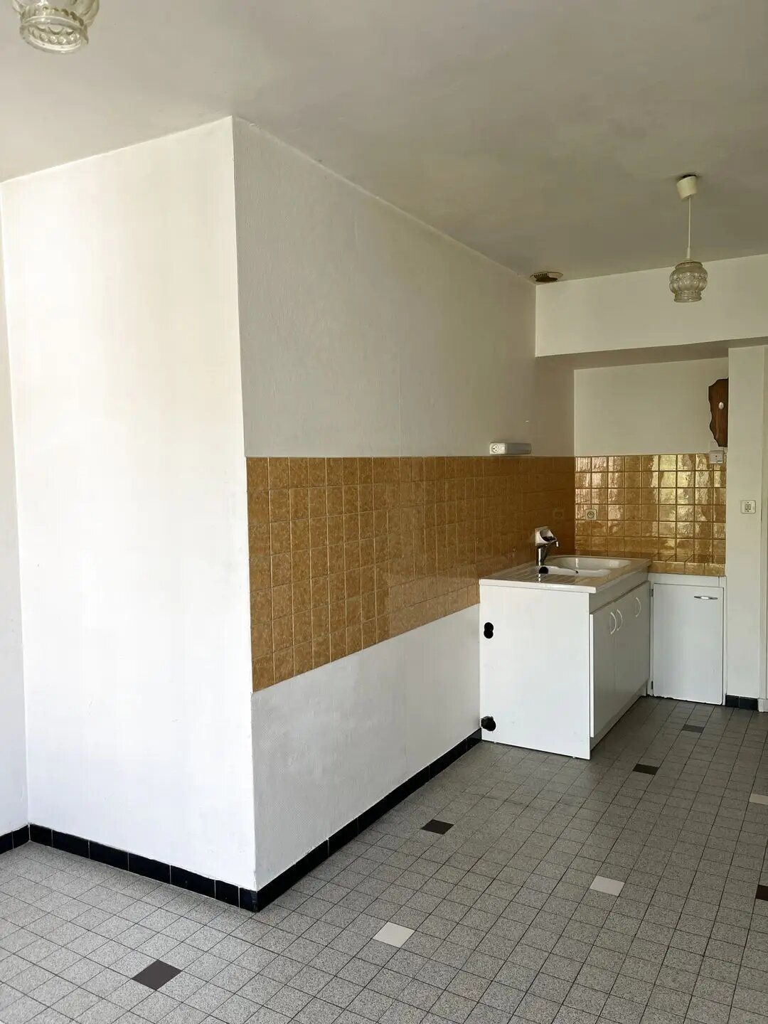 Appartement à louer, 74m², Lamastre