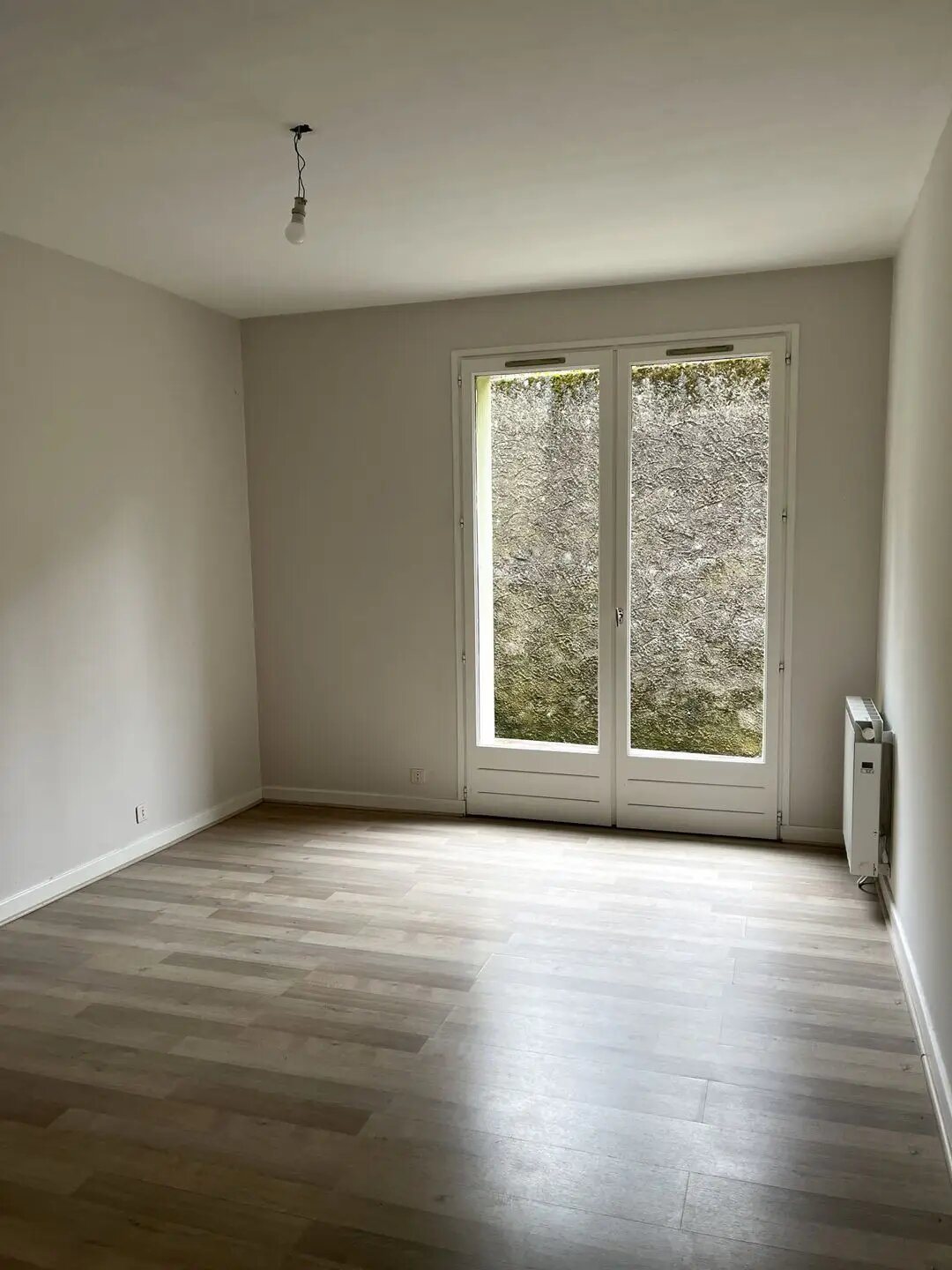 Appartement à louer, 74m², Lamastre