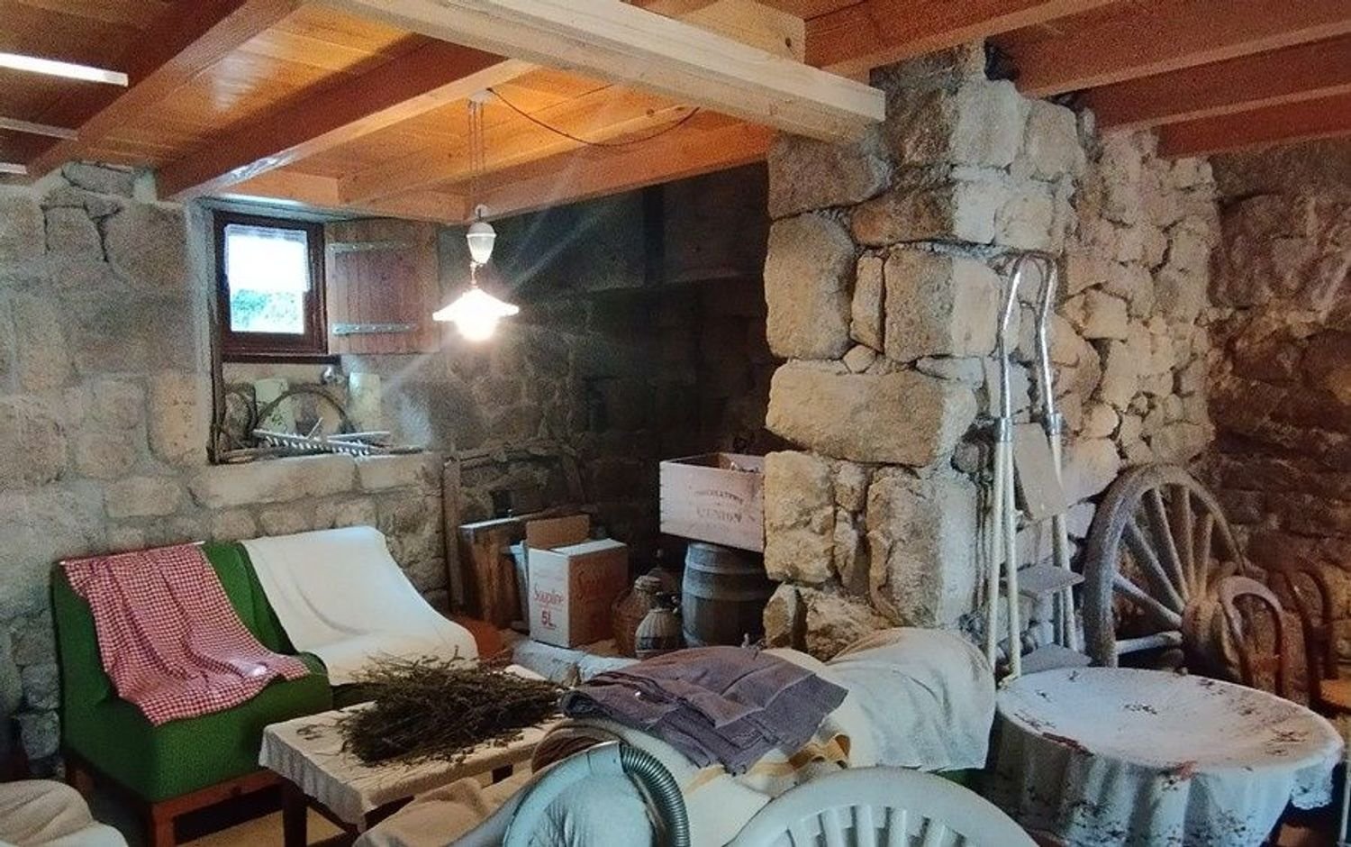 Maison à vendre, 320m², Le Cheylard
