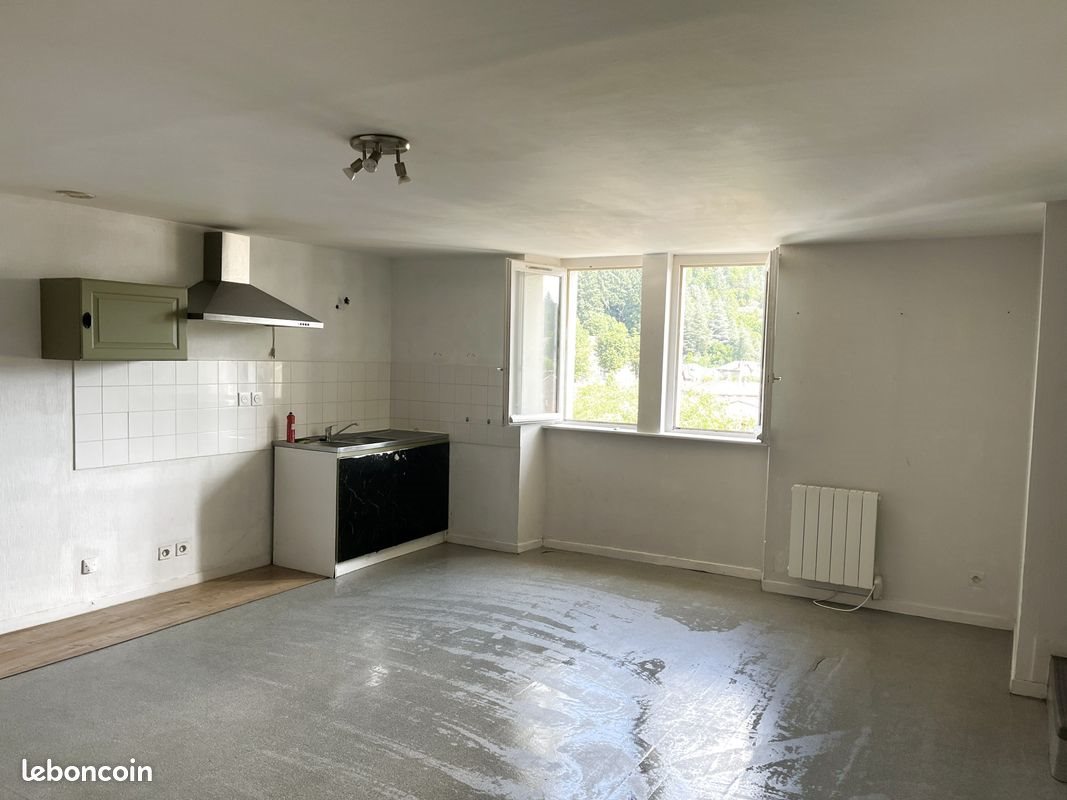 Appartement à louer, 80m², Le Cheylard