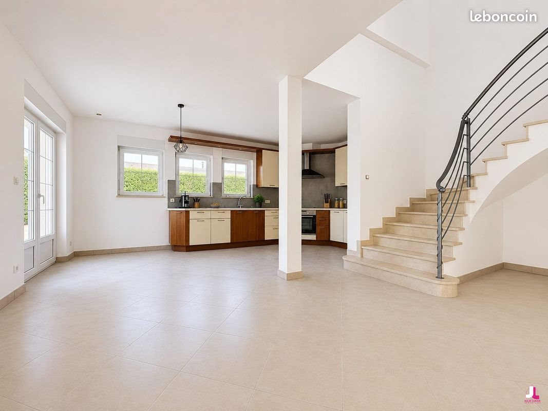 Maison à louer, 200m², Yutz