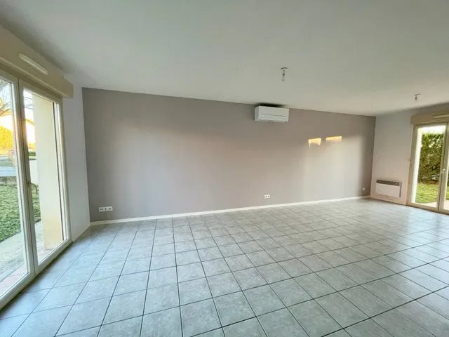 Maison à louer, 80m², Arthès