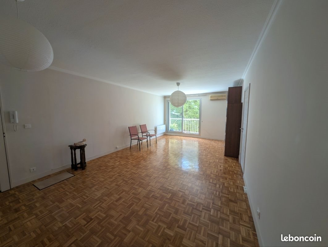 Appartement à louer, 68m², Marseille 12ème
