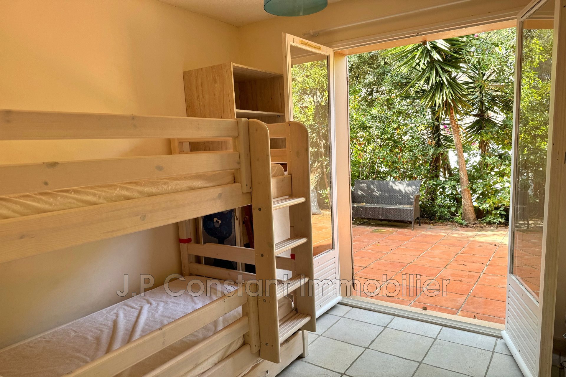 Appartement à louer, 45m², Saint-Cyr-sur-Mer