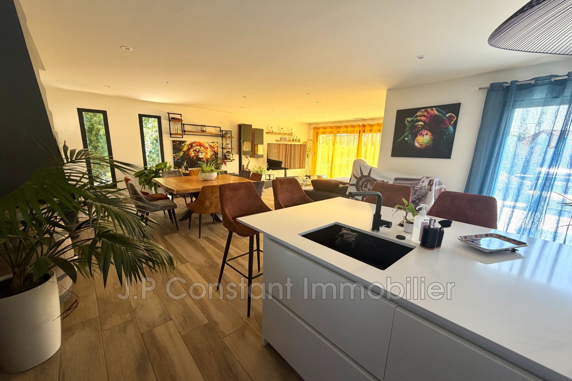 Maison à vendre, 138m², Saint-Cyr-sur-Mer